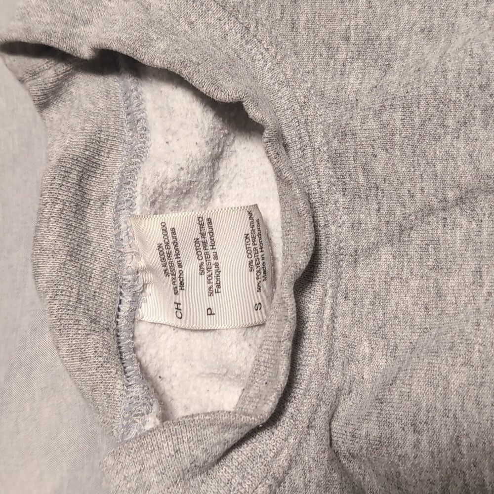 Sweatshirt - Picture 2 of 4
